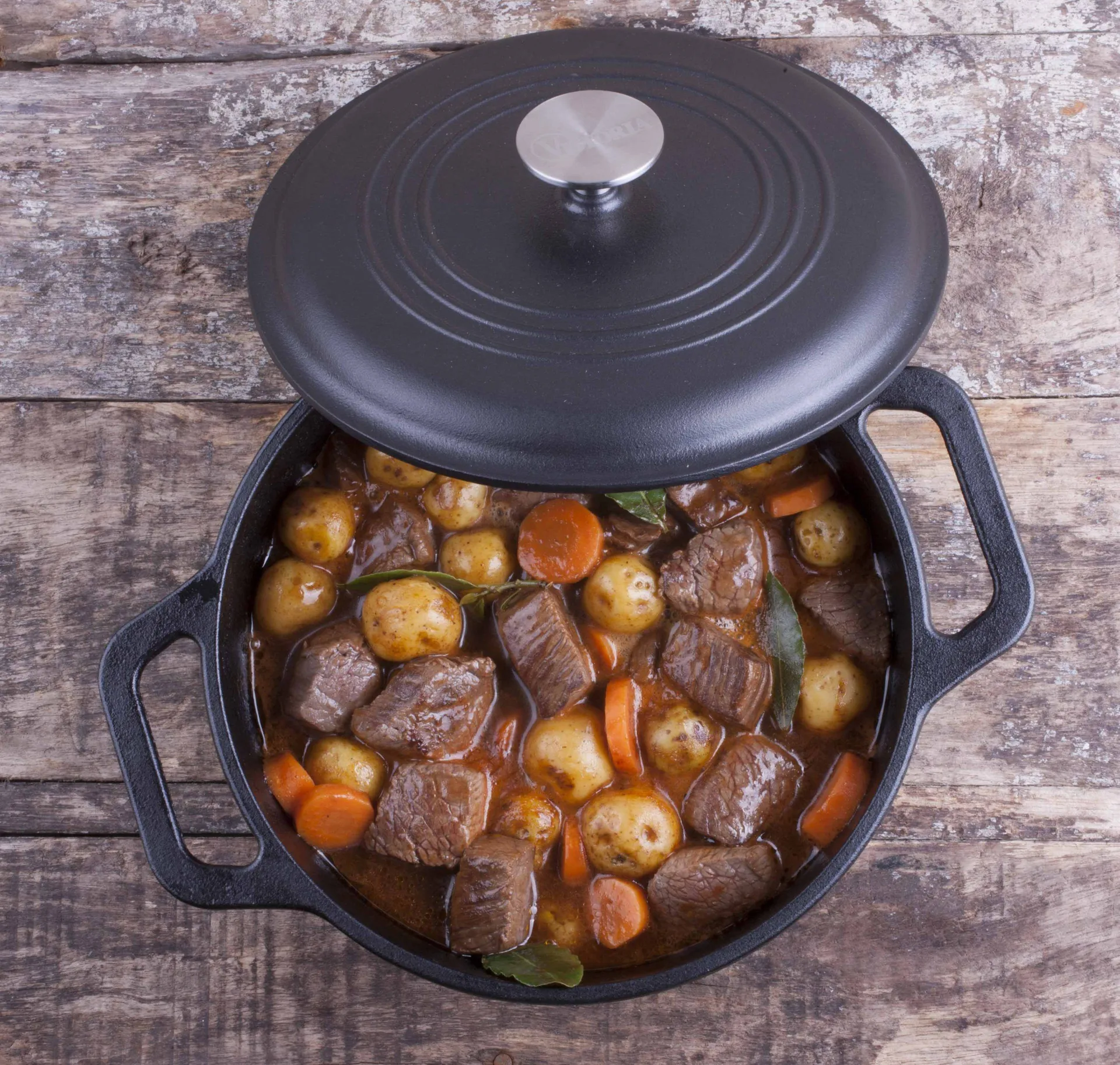 Cast Iron Pot 3.8 l, Black Victoria