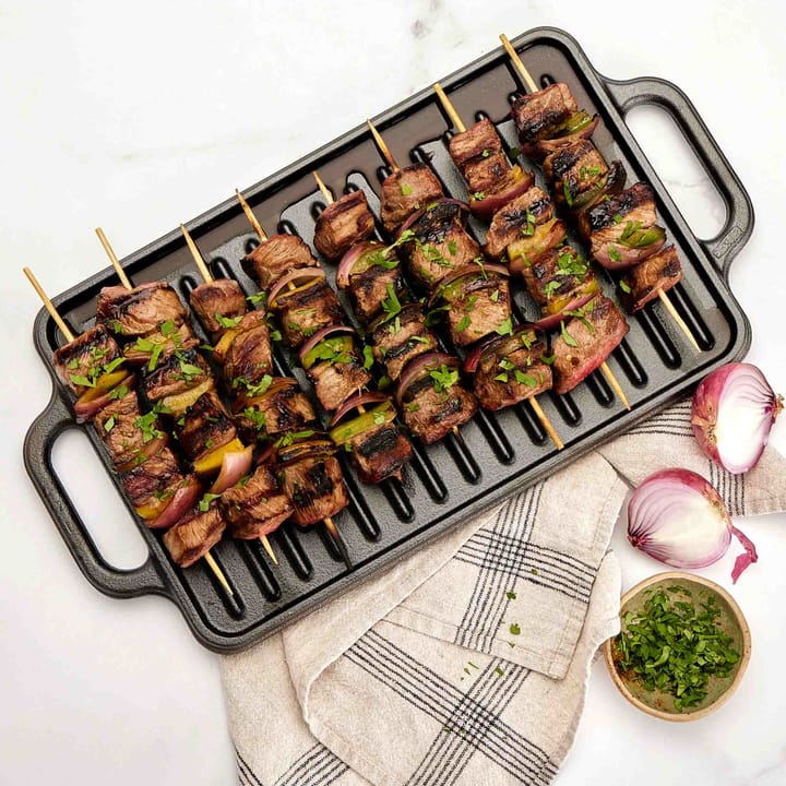 Cast iron reversible griddle 21x33 cm, Black Victoria