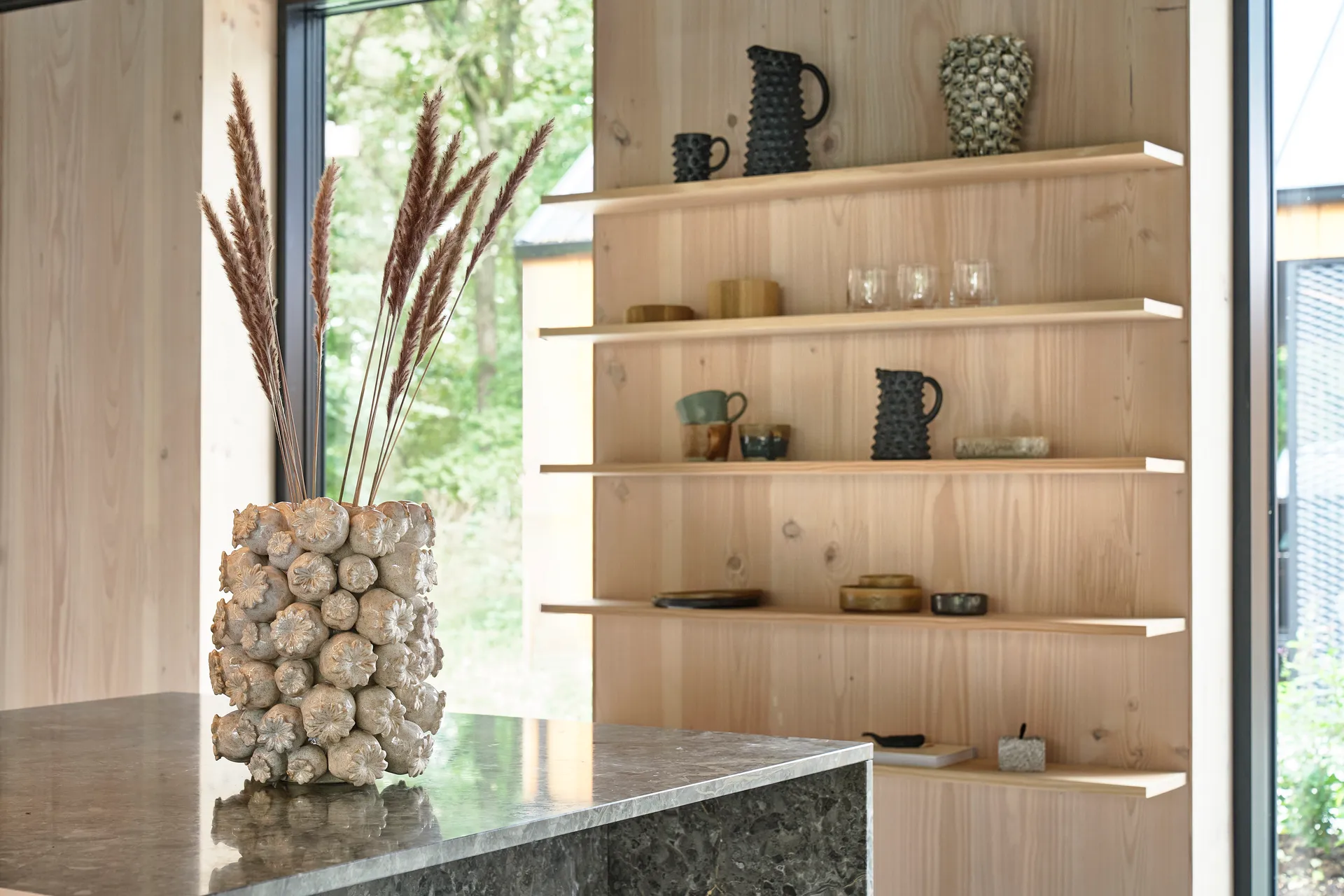 Elha vase Ø23.5 cm, Cream white Villa Collection