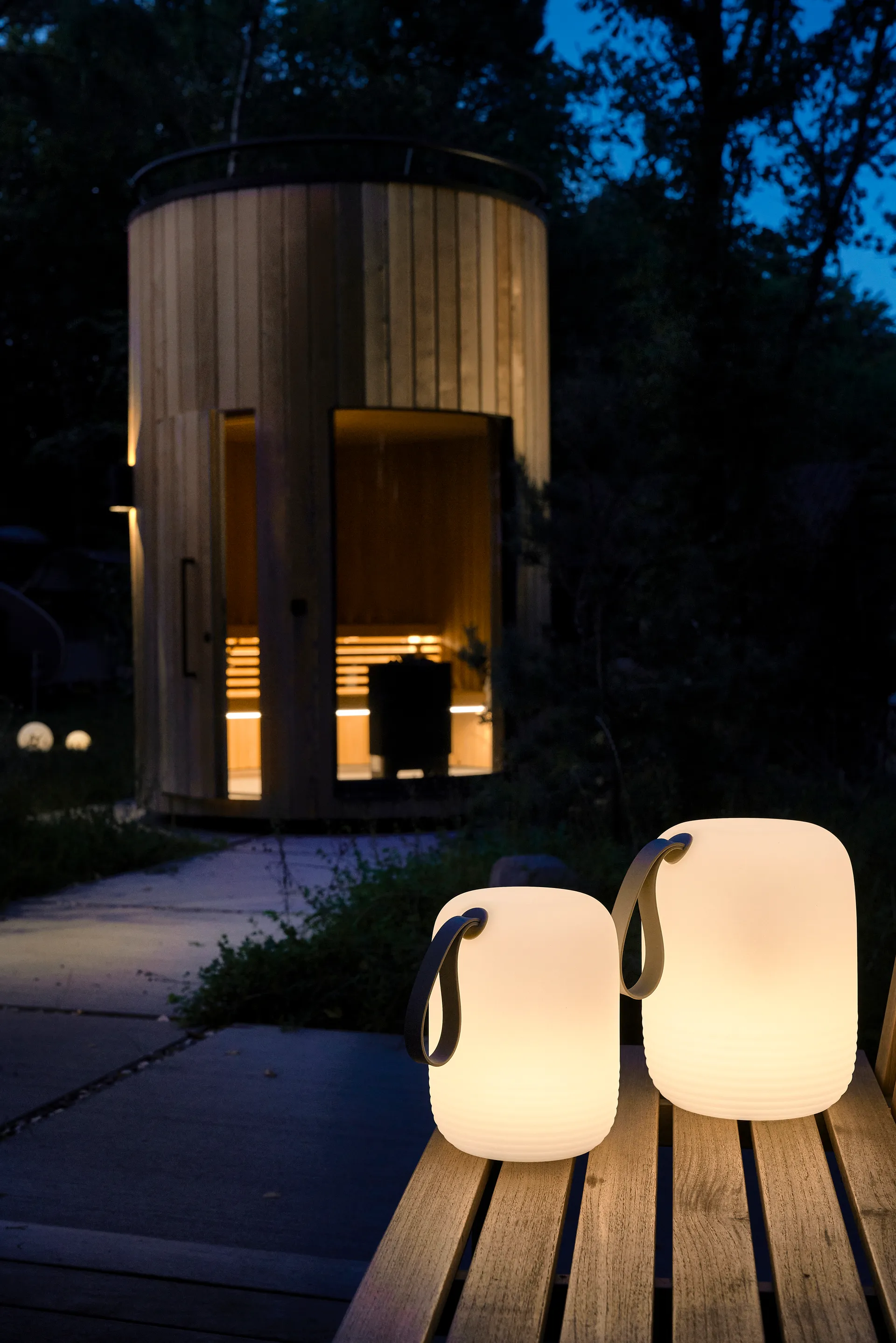 Hav lounge lamp Ø17.5 cm, White Villa Collection