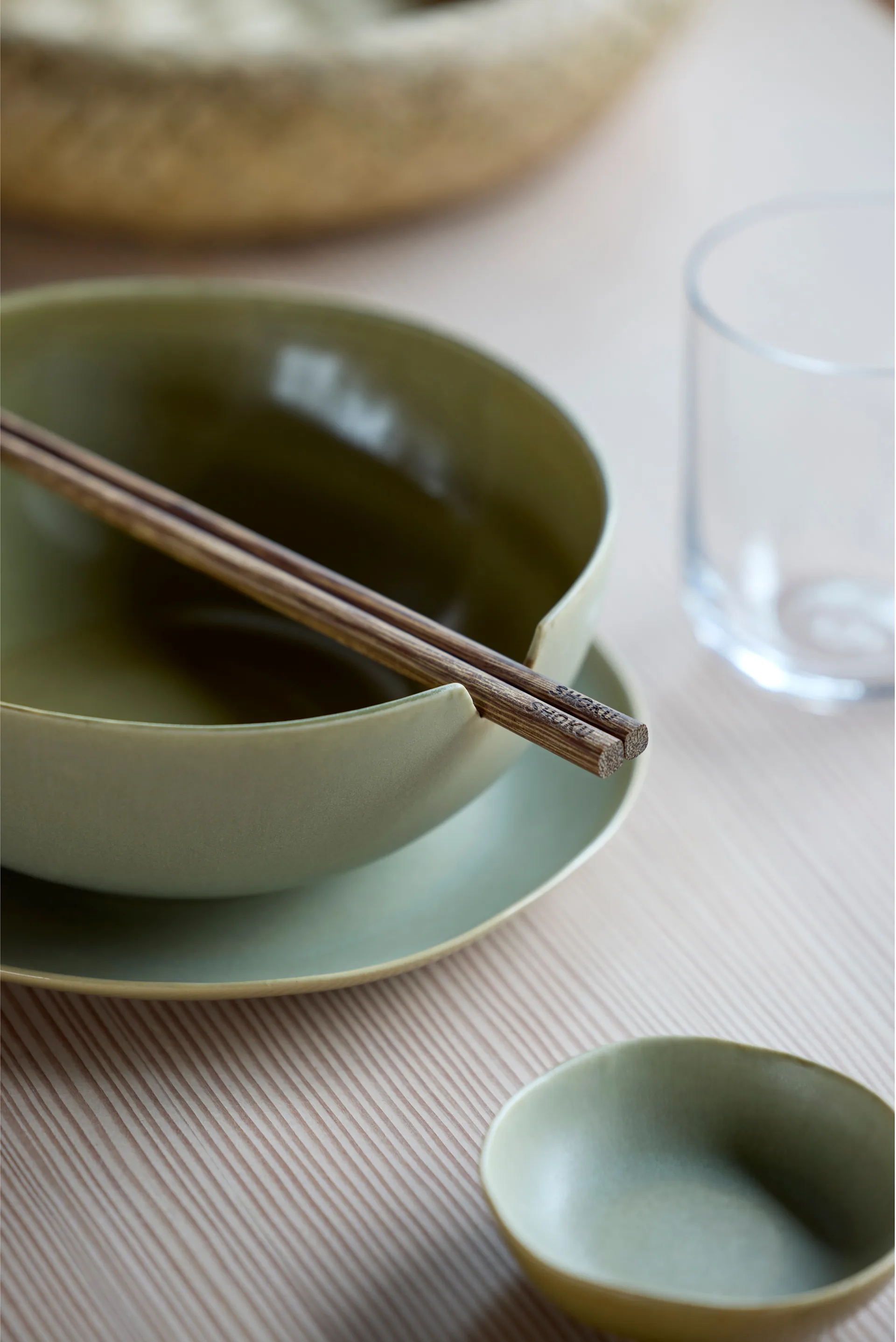 Shoku ramen bowl Ø18.5 cm, Pure Green Villa Collection