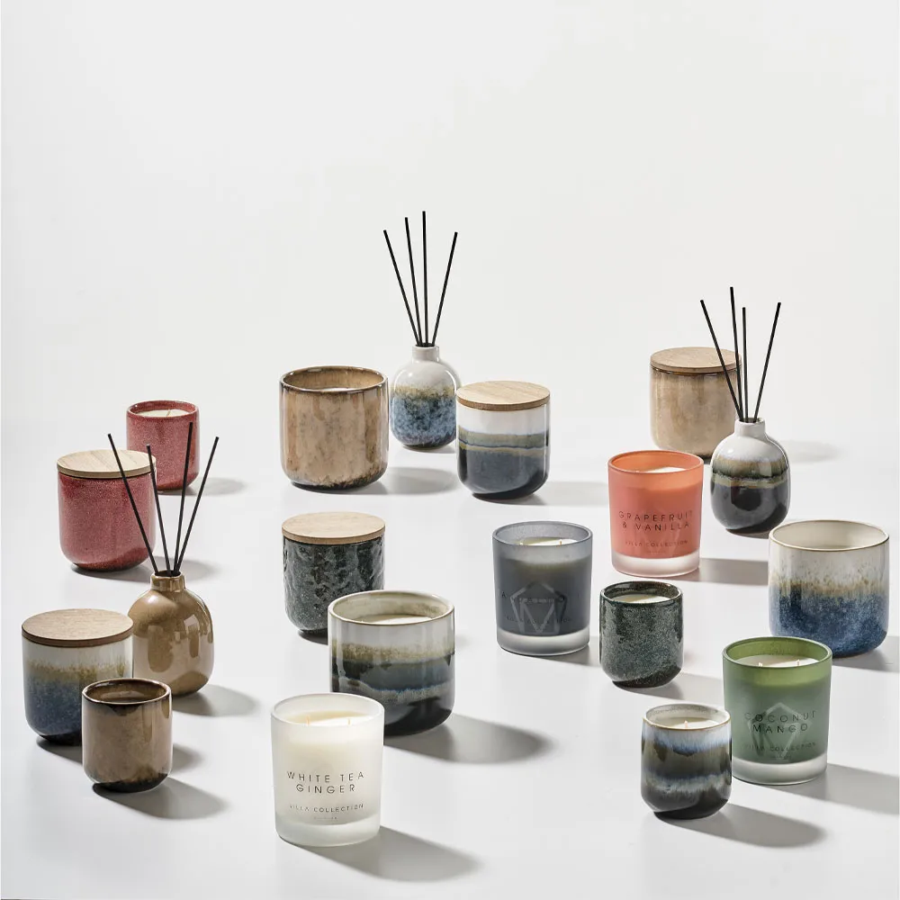 Villa Collection scented candle, Green/white - cactus blossom Villa Collection