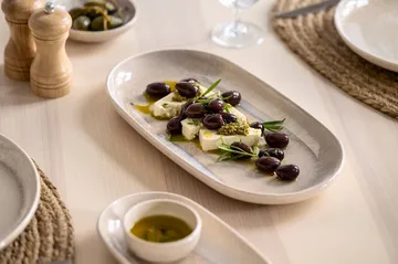 Perlemor Sand serving platter - Beige, 34x20 cm - Villeroy & Boch