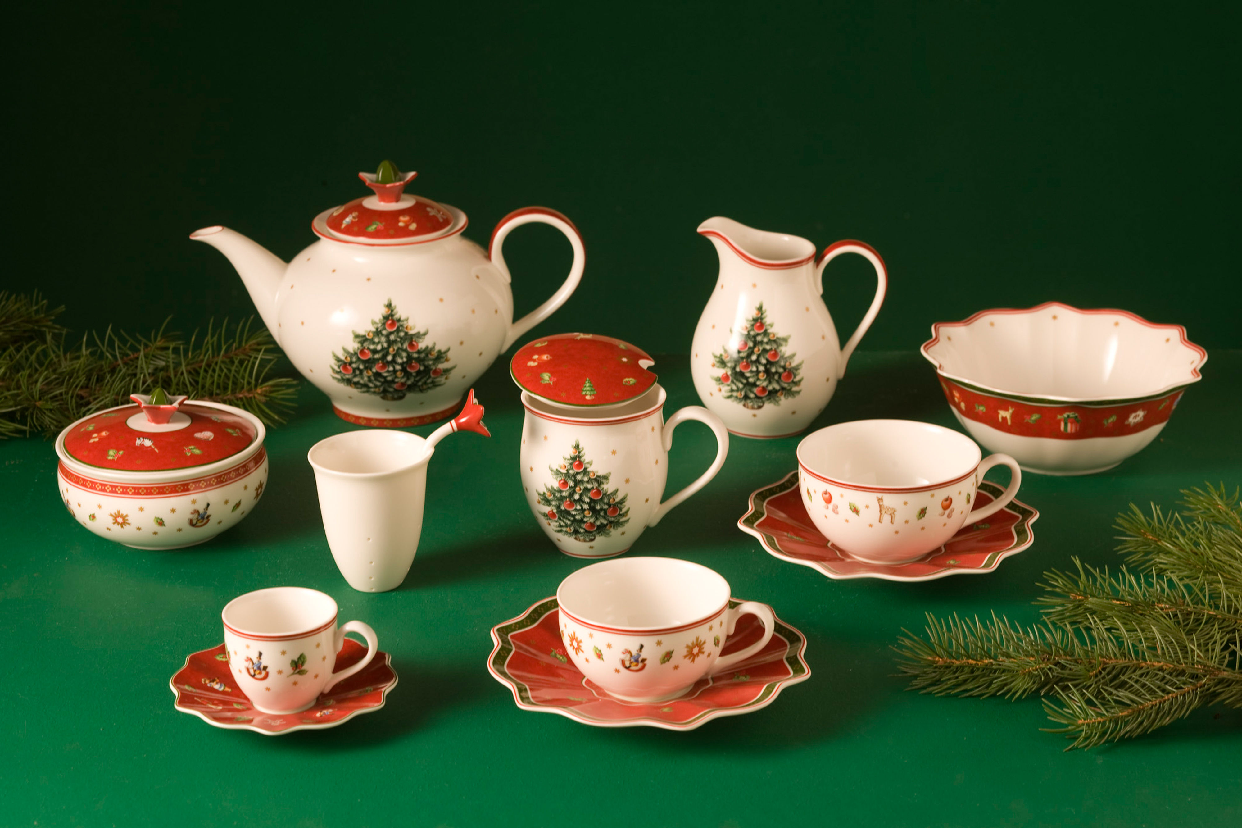 Toys delight. Villeroy Boch Toys Delight. Villeroy Boch посуда Toys. Toys Delight Royal Classic Villeroy. Посуда Рождественская коллекция Villeroy Boch