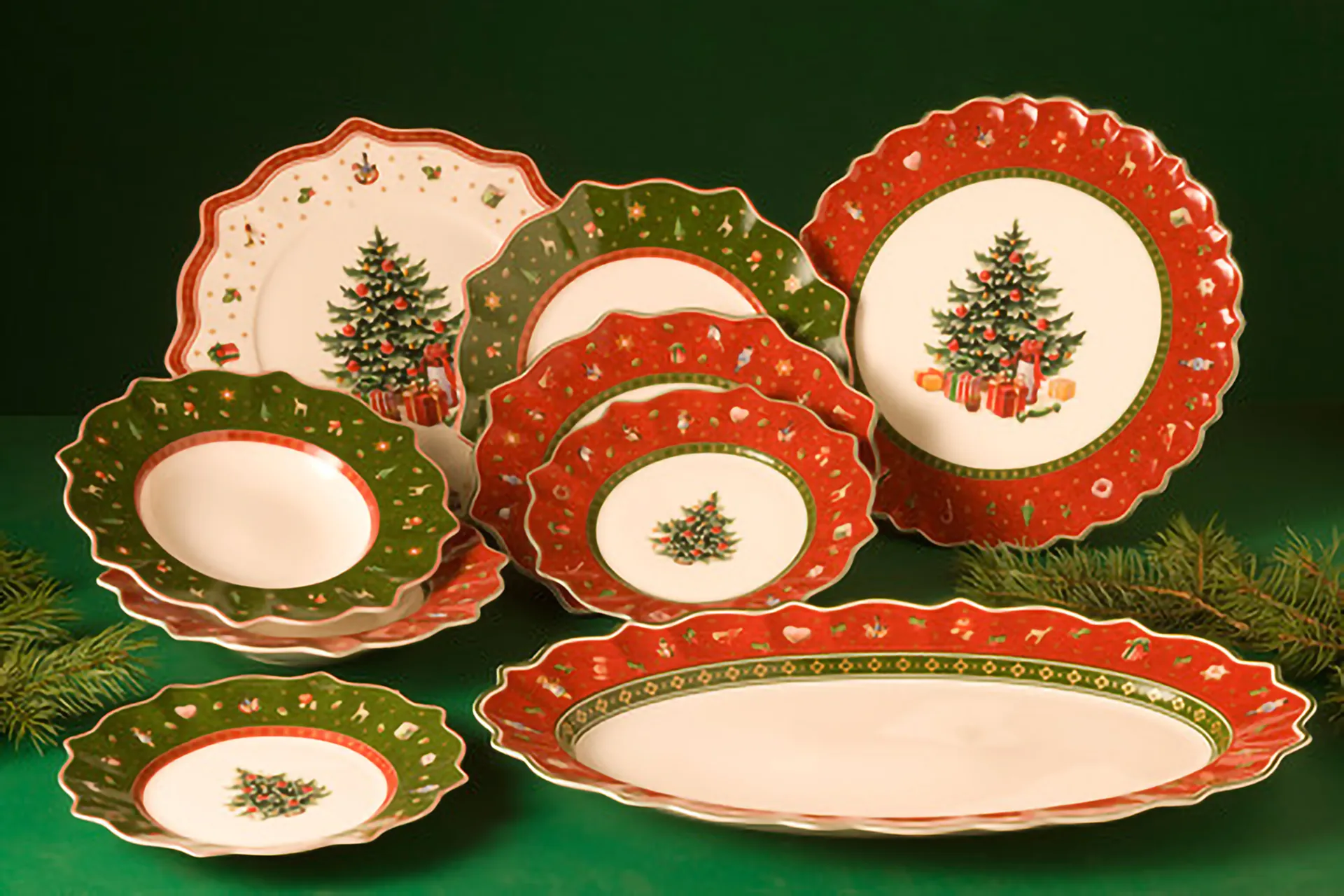 Toy's Delight Plate Ø28.4 cm, White-red Villeroy & Boch