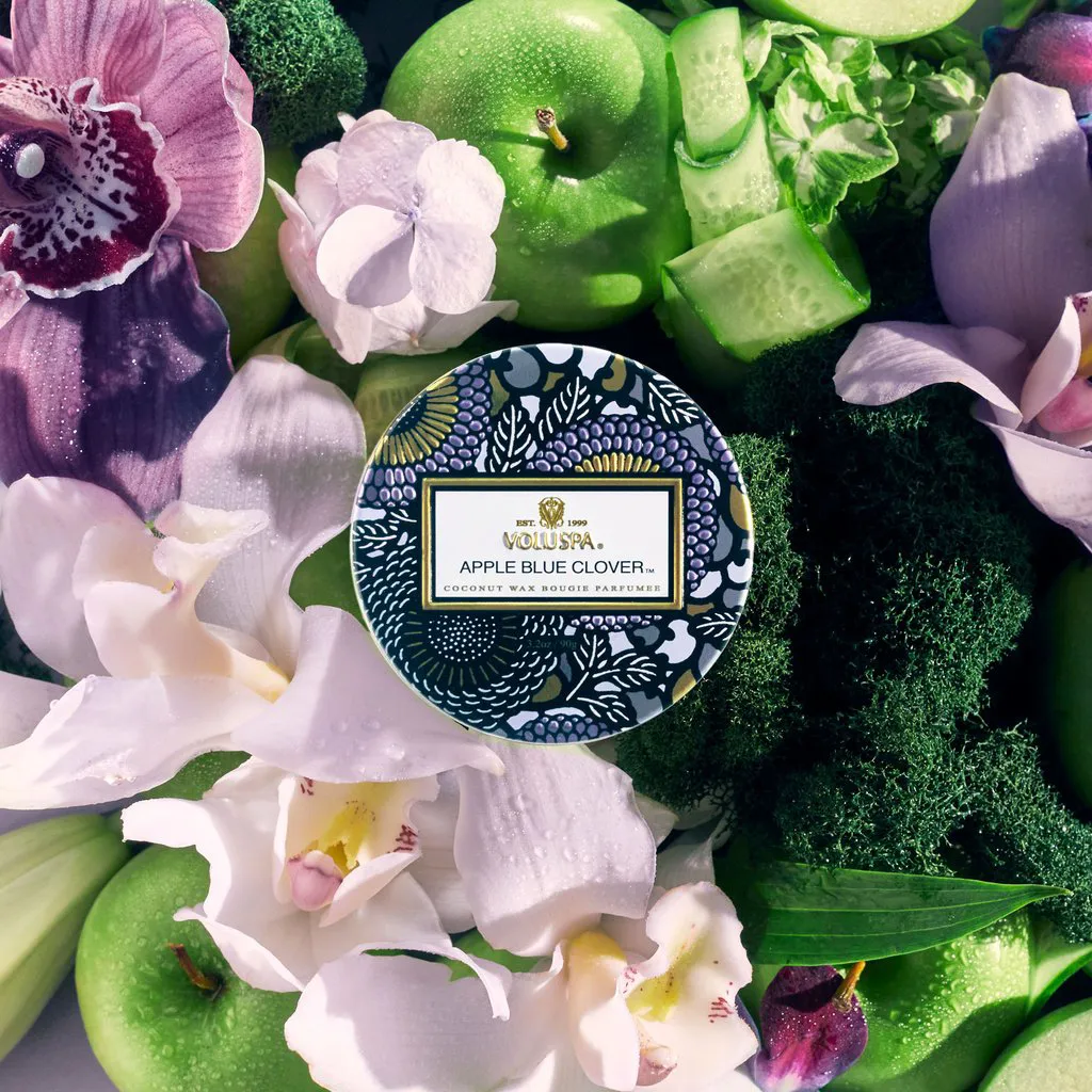 Scented candle glass jar 25 hours, Apple Blue Clover Voluspa