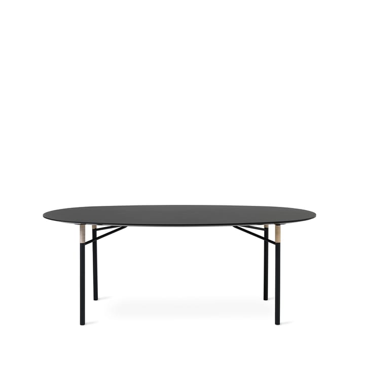 Affinity dining table - Black. ellipse - Warm Nordic