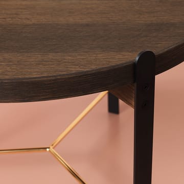 Compose coffee table Ø70 cm with brass base - Smoked oak - Warm Nordic