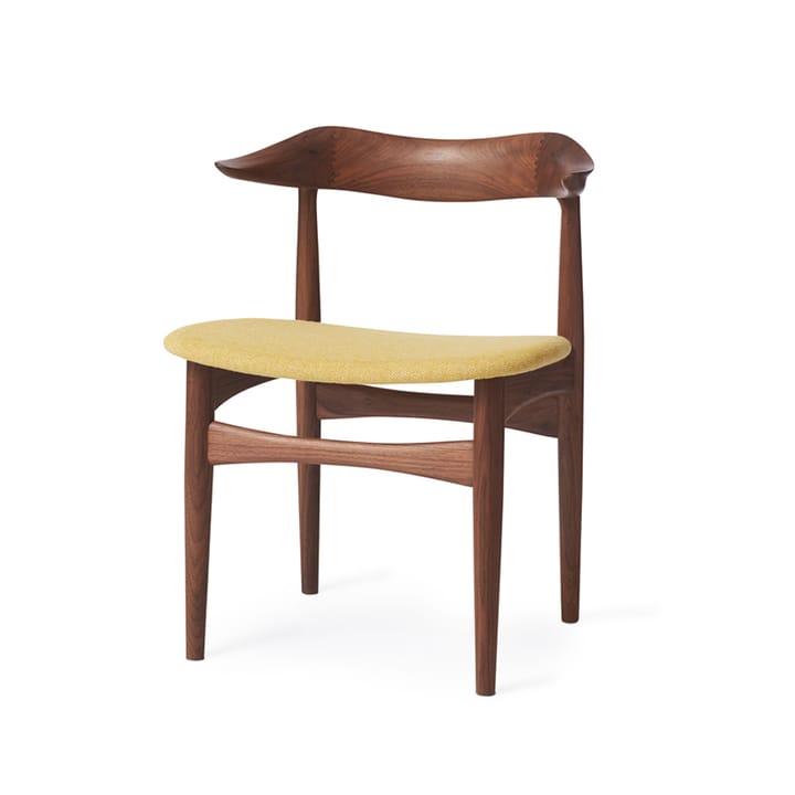 Cow Horn chair - Fabric vanilla, walnut legs - Warm Nordic