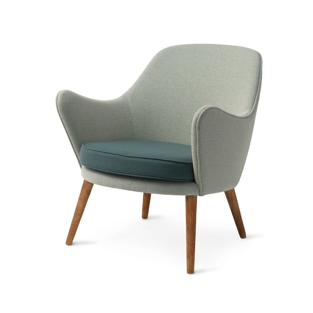 Warm Nordic Dwell lounge chair Fabric merit 021/merit 017 light cyan/dark cyan, legs in oak