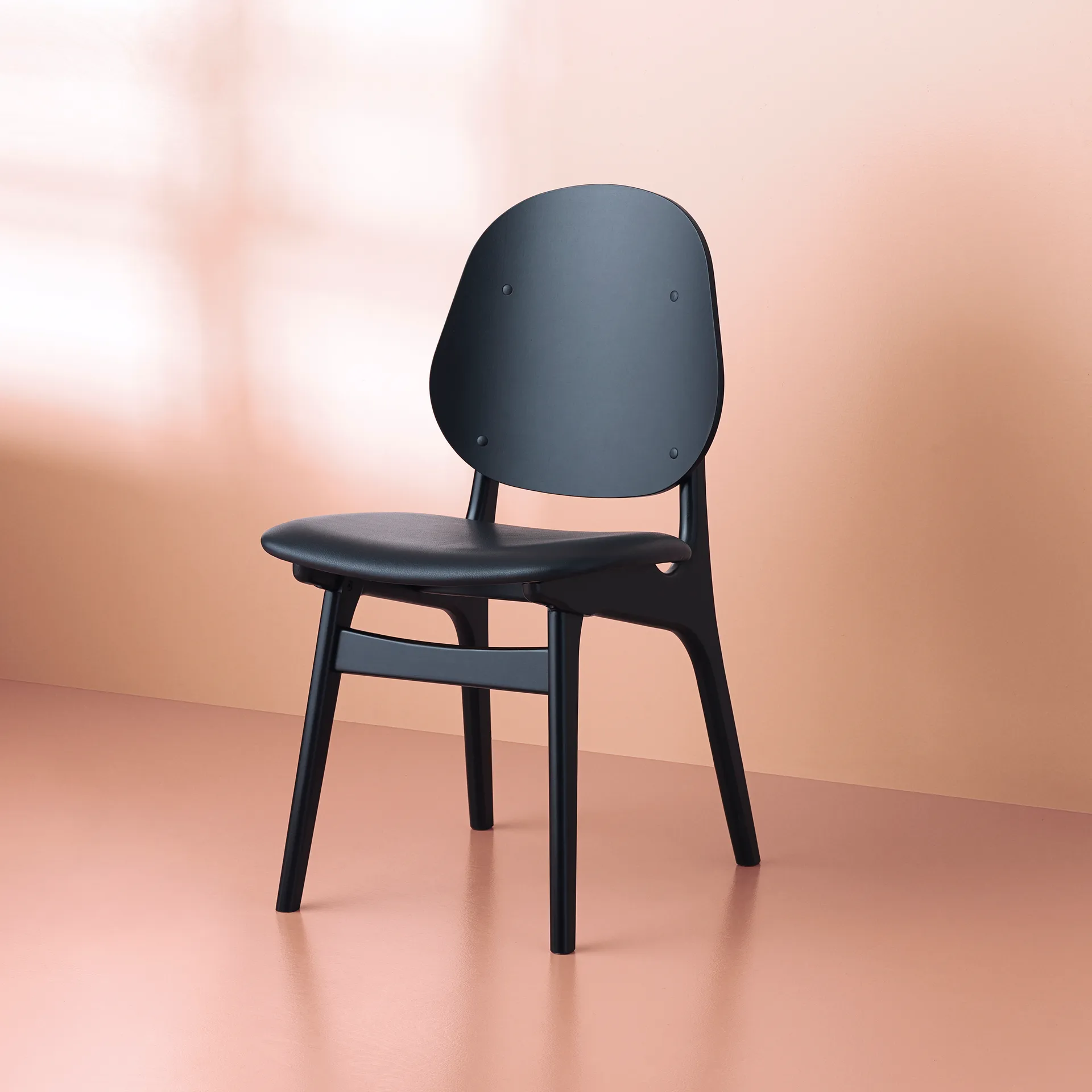 Noble chair Prescott, Black Warm Nordic