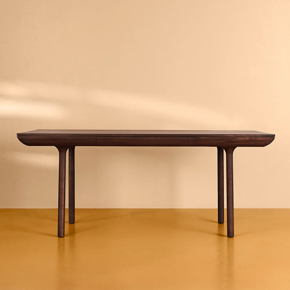 Rúna dining table, Oak smoked Warm Nordic