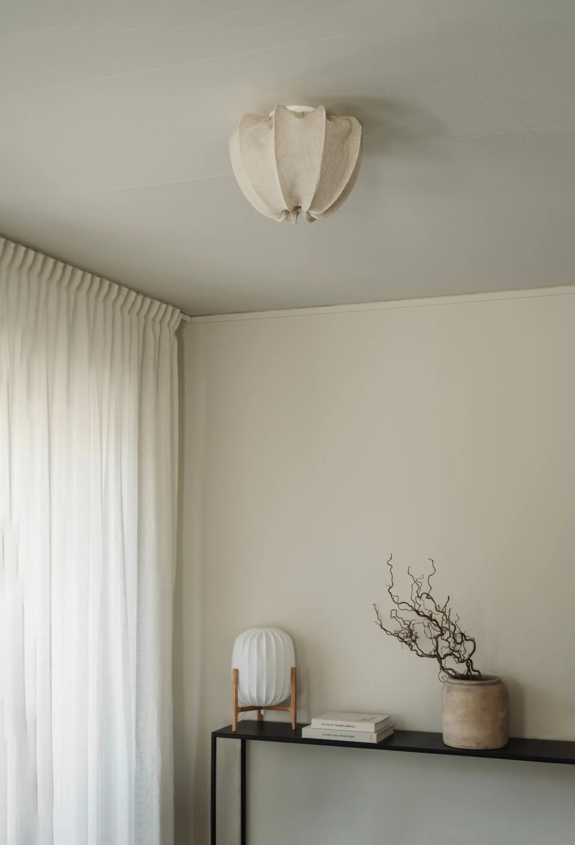 Anna ceiling light mini Ø30 cm, Natural linen Watt & Veke