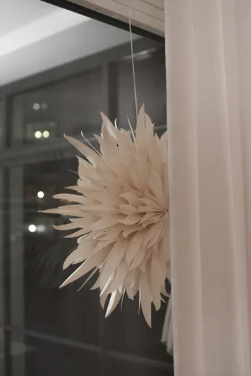 Eldig Christmas star Ø70 cm - White - Watt & Veke