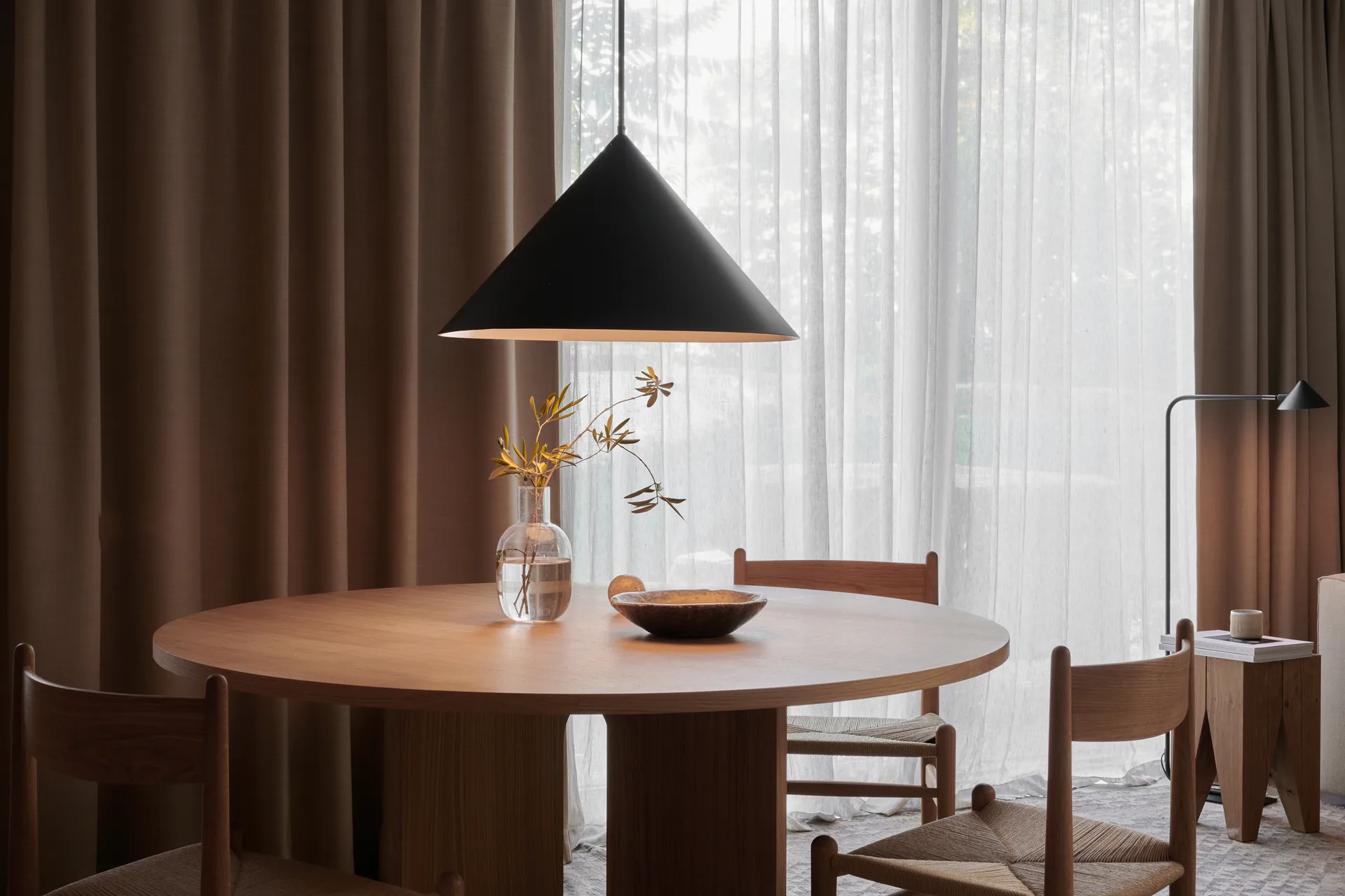 Kuro pendant lamp, Black, Ø65x36 cm Watt & Veke