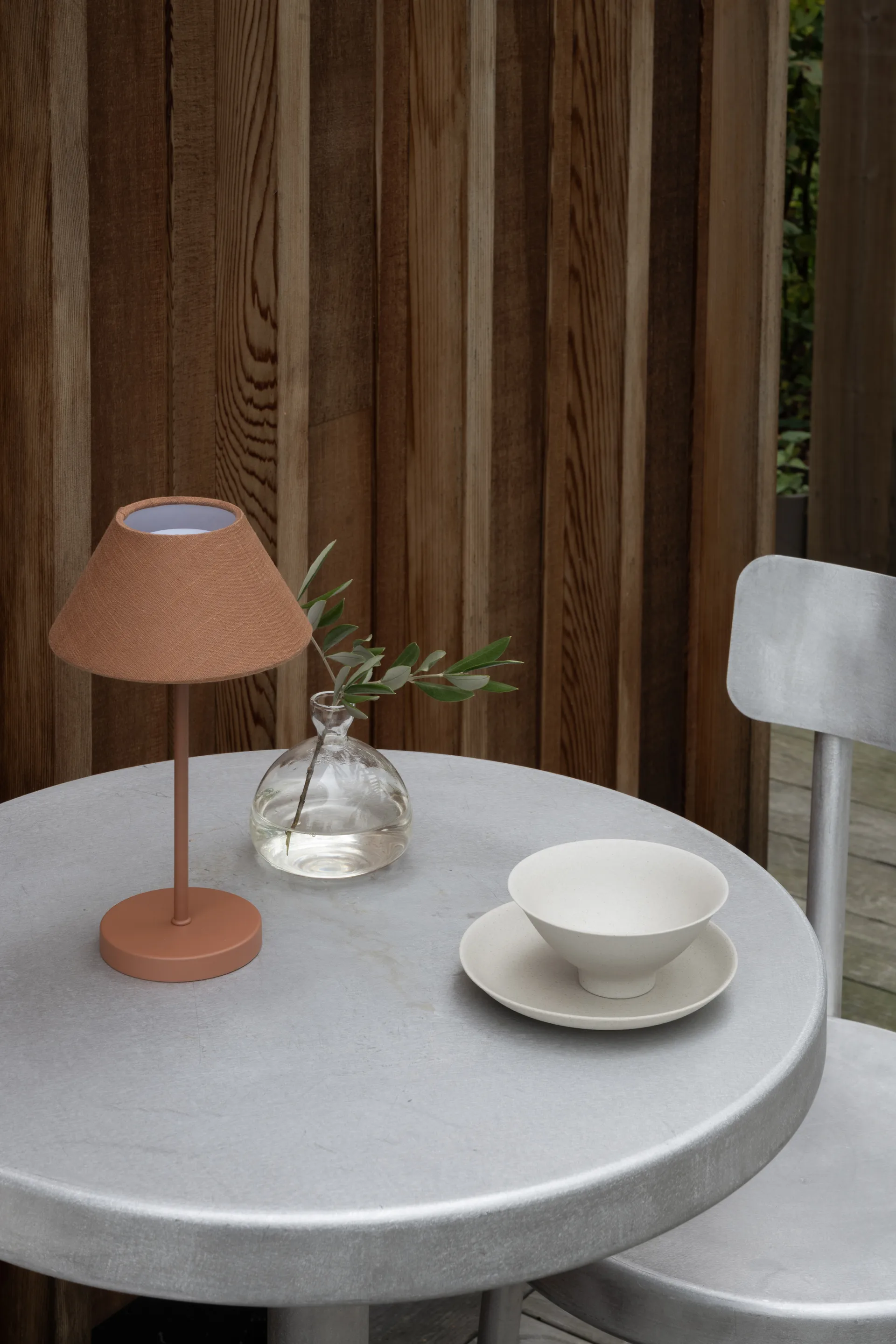 Teya portable table lamp, Terracotta, Ø15x26 cm Watt & Veke