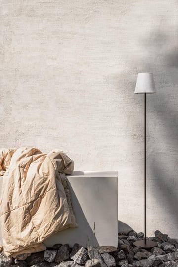 Tyra floor lamp portable Ø14 cm - Coffee - Watt & Veke