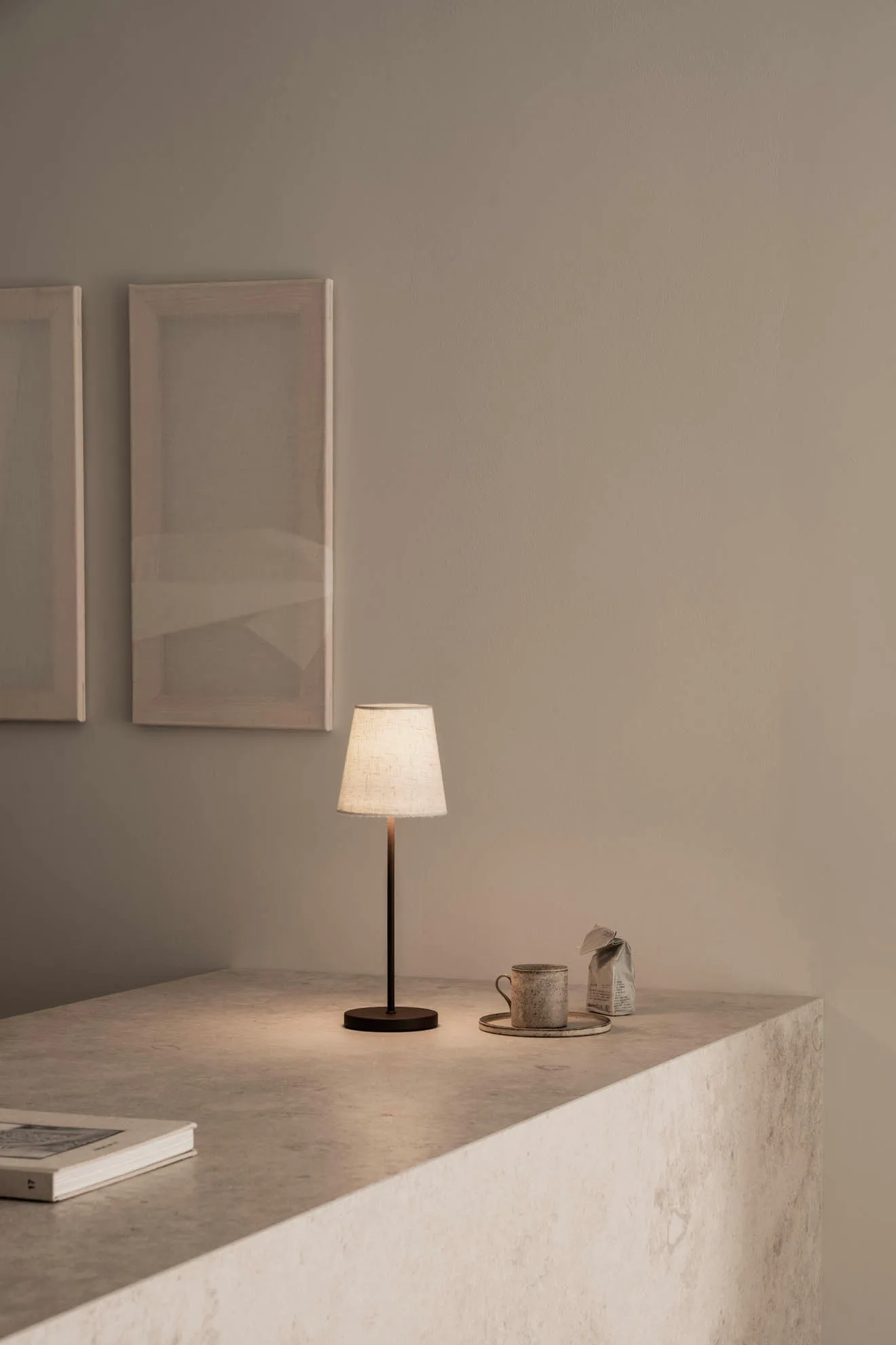 Tyra table lamp portable Ø14 cm, Coffee Watt & Veke