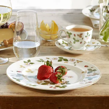 Wild Strawberry Peony teacup - 15 cl - Wedgwood