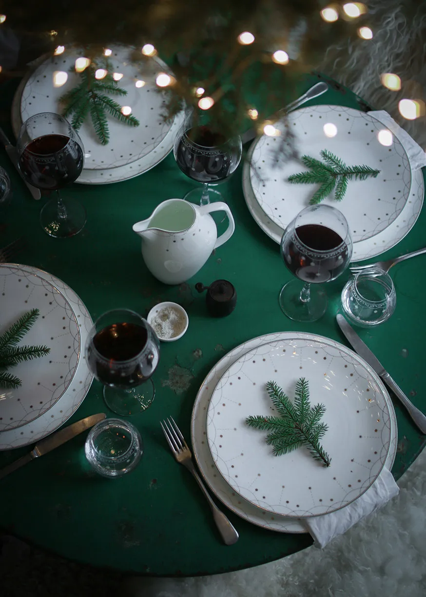 Julemorgen Girlander plate 2 pack 28 cm, White Wik & Walsøe