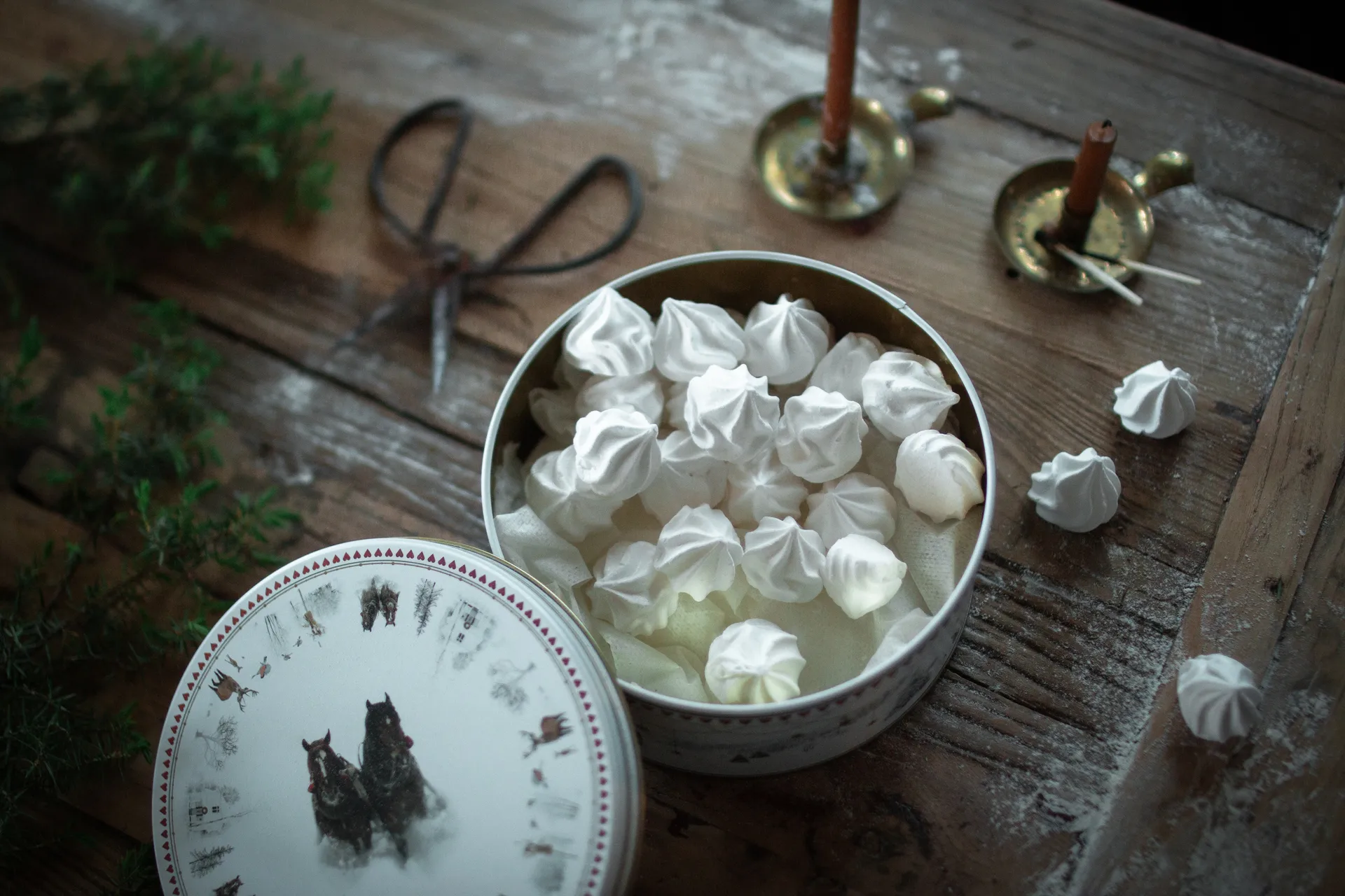 Julemorgen Story Cookie Jar 2 Pieces, White-multi Wik & Walsøe