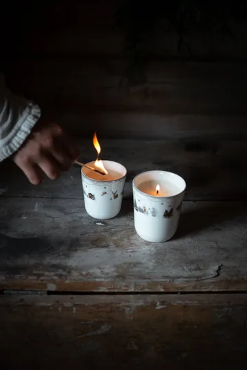 Julemorgen Story scented candle - Cinnamon & orange 170 g - Wik & Walsøe
