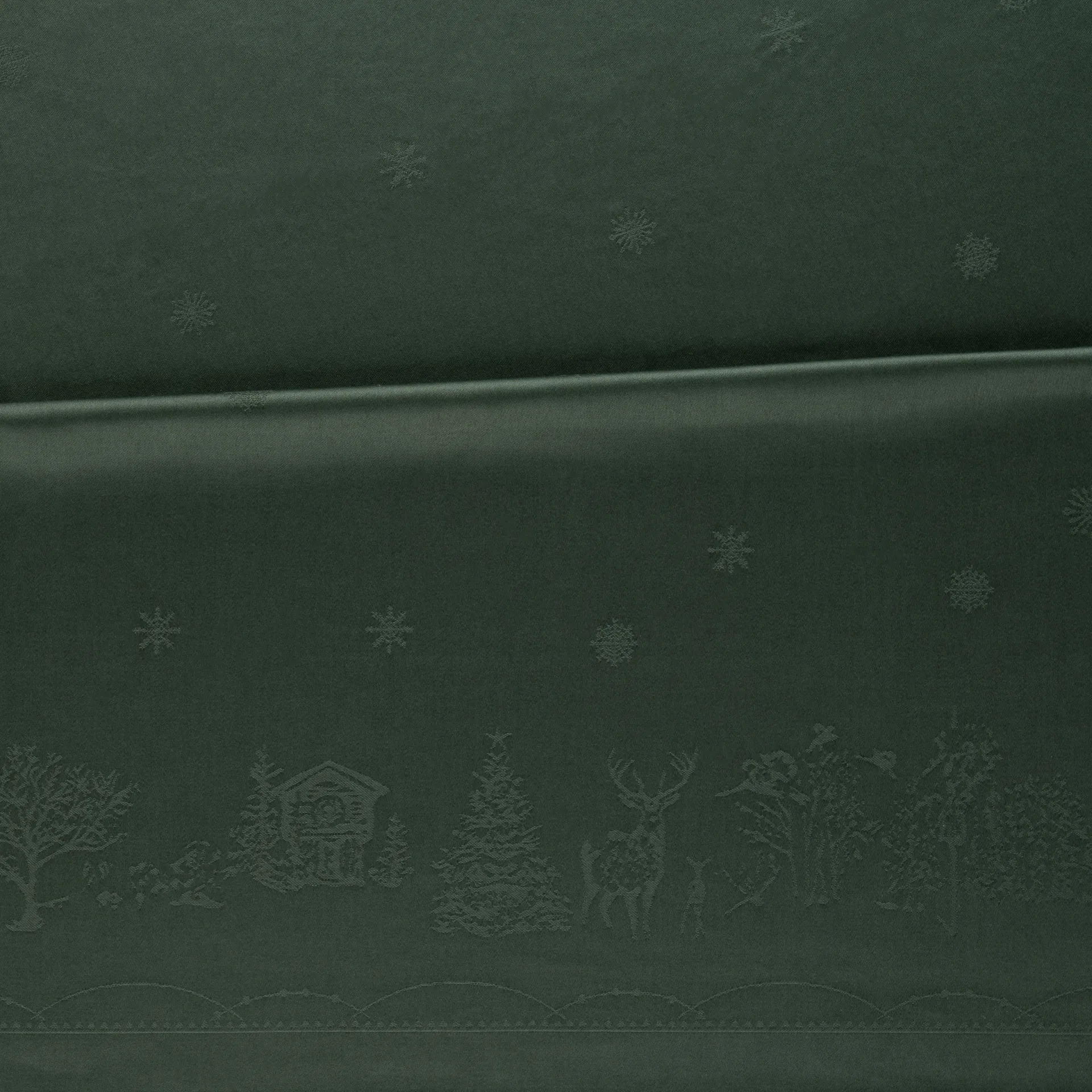 Julemorgen tablecloth, Green, 140x240 cm Wik & Walsøe