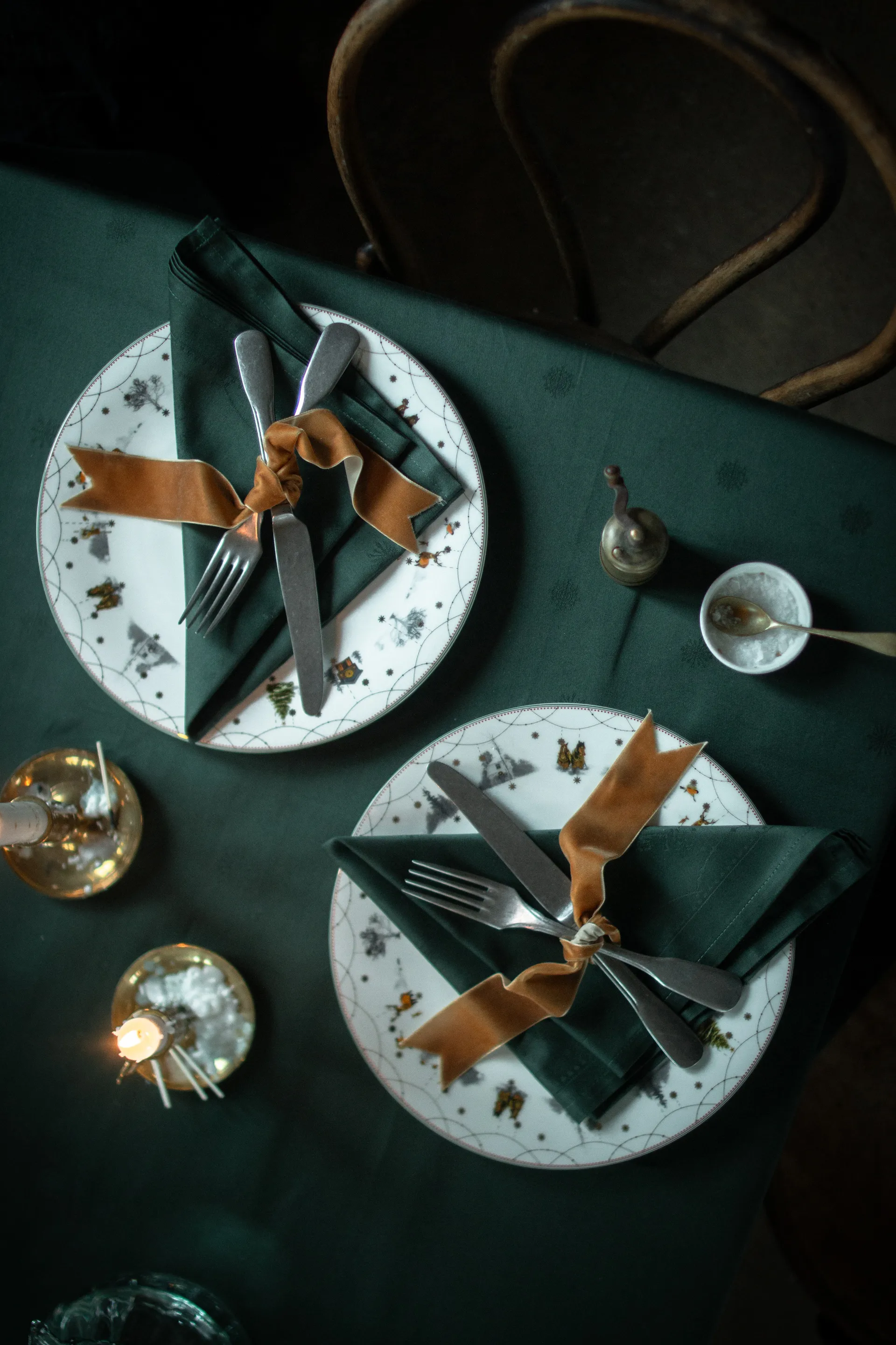 Julemorgen tablecloth, Green, 140x240 cm Wik & Walsøe