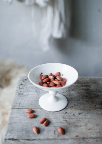 Starfall bowl on foot 12 cm - White - Wik & Walsøe