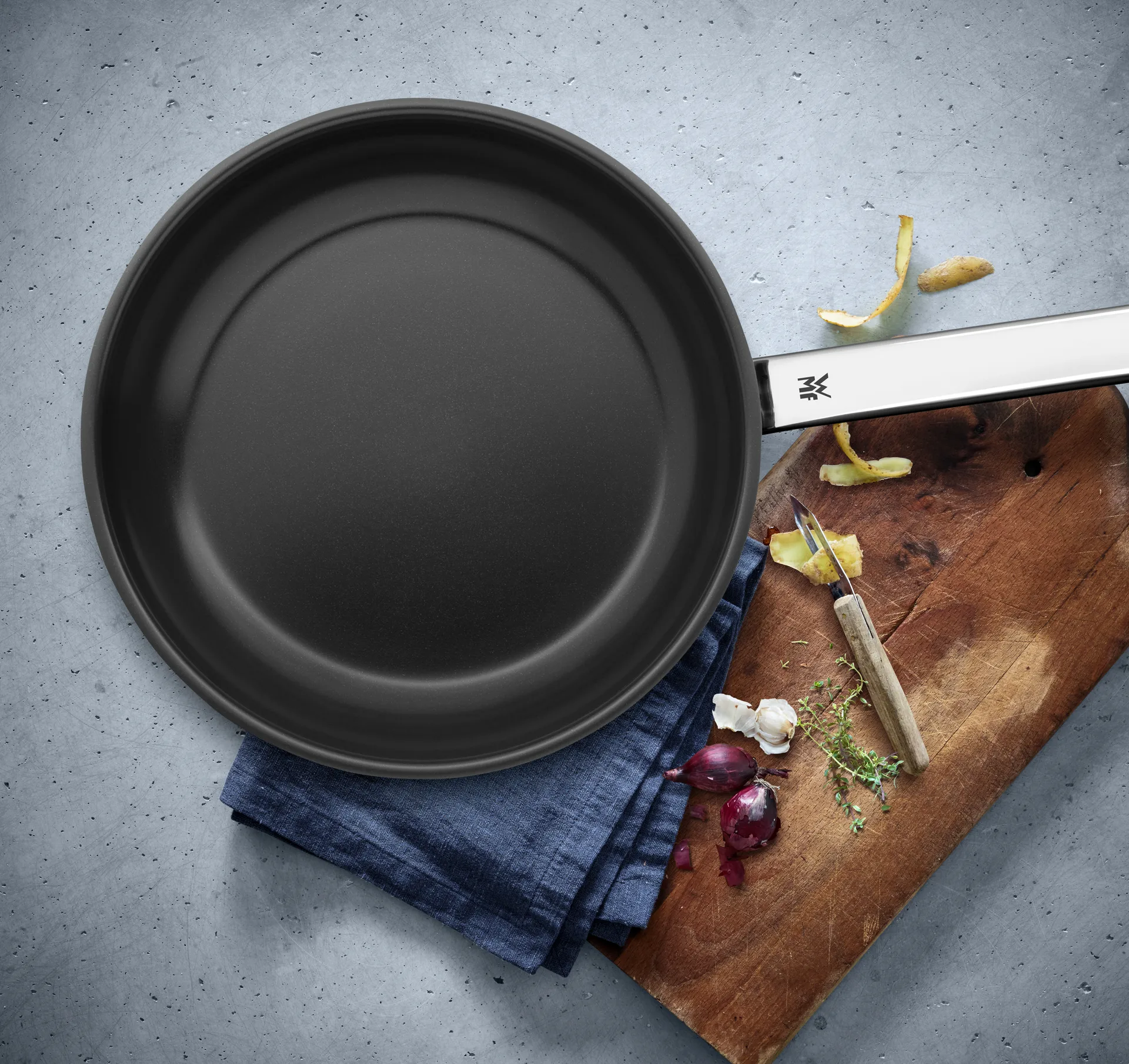 Durado cromargan frying pan , 32 cm WMF