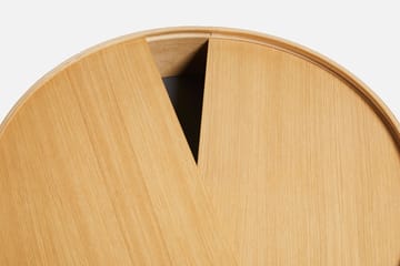 Arc side table - Oiled oak - Woud