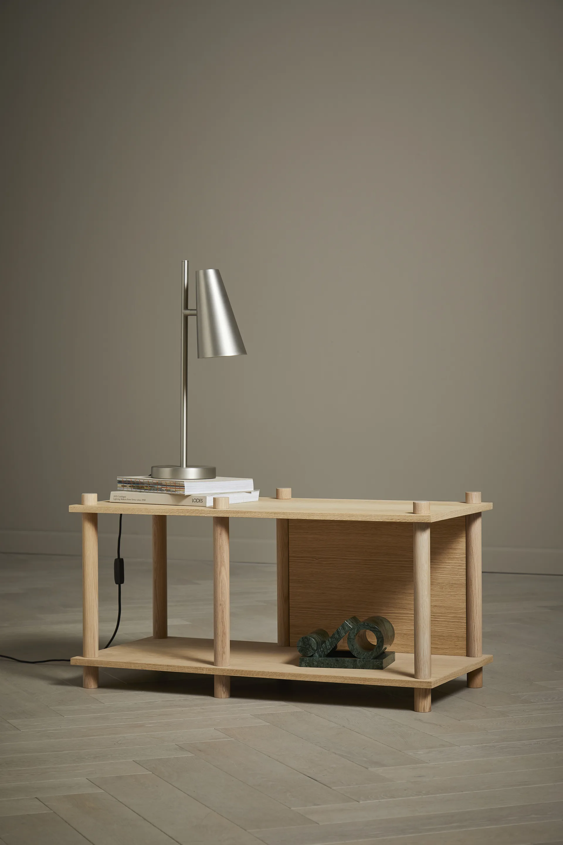 Booknd book support marble, Green Woud