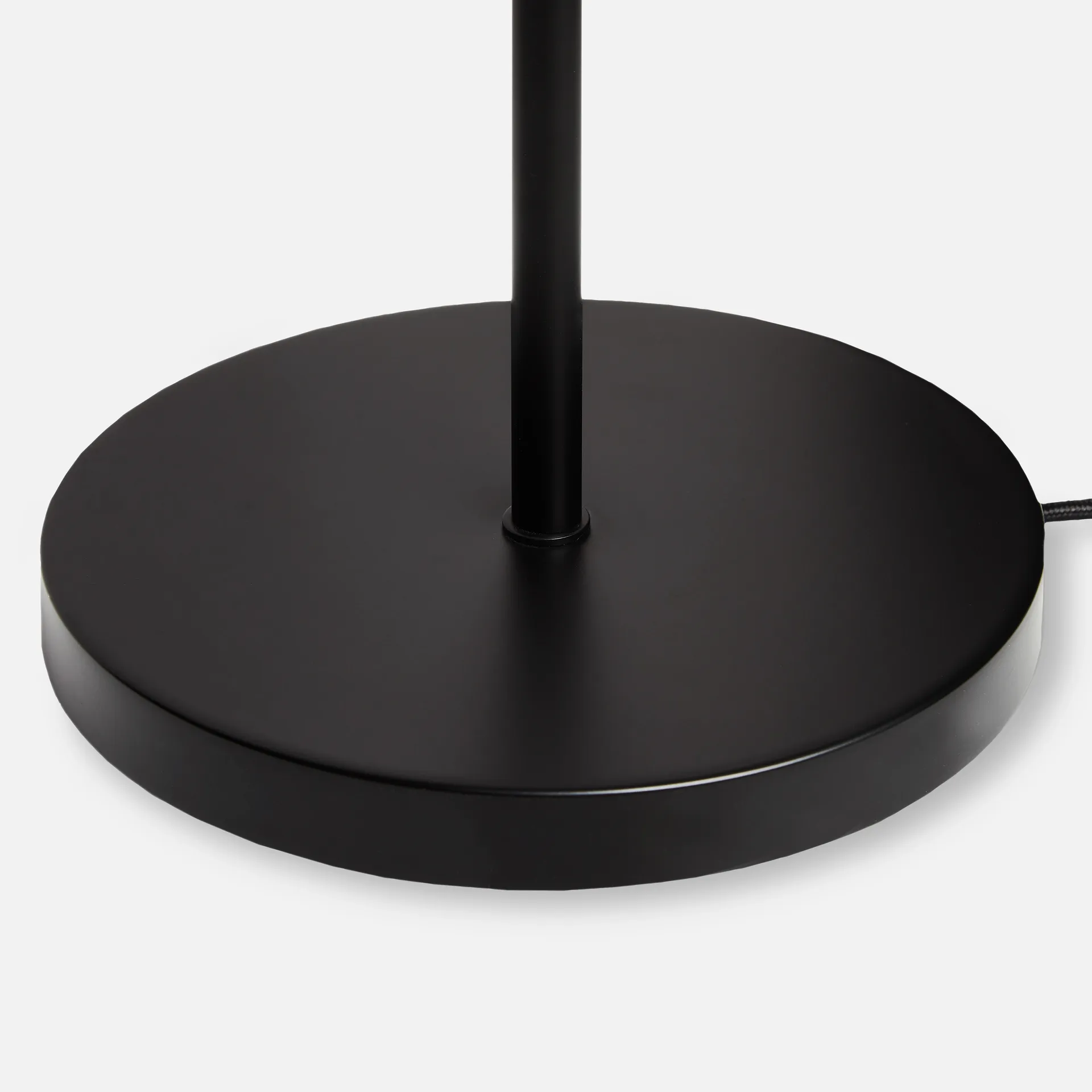 Cnno floor lamp, Black Woud