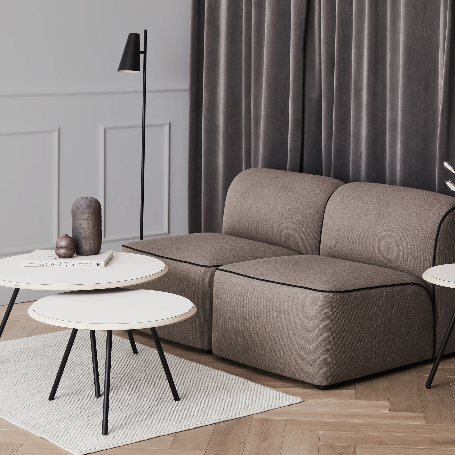 Cnno floor lamp, Black Woud