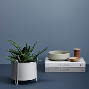 Pidestall flower pot small - grey - Woud