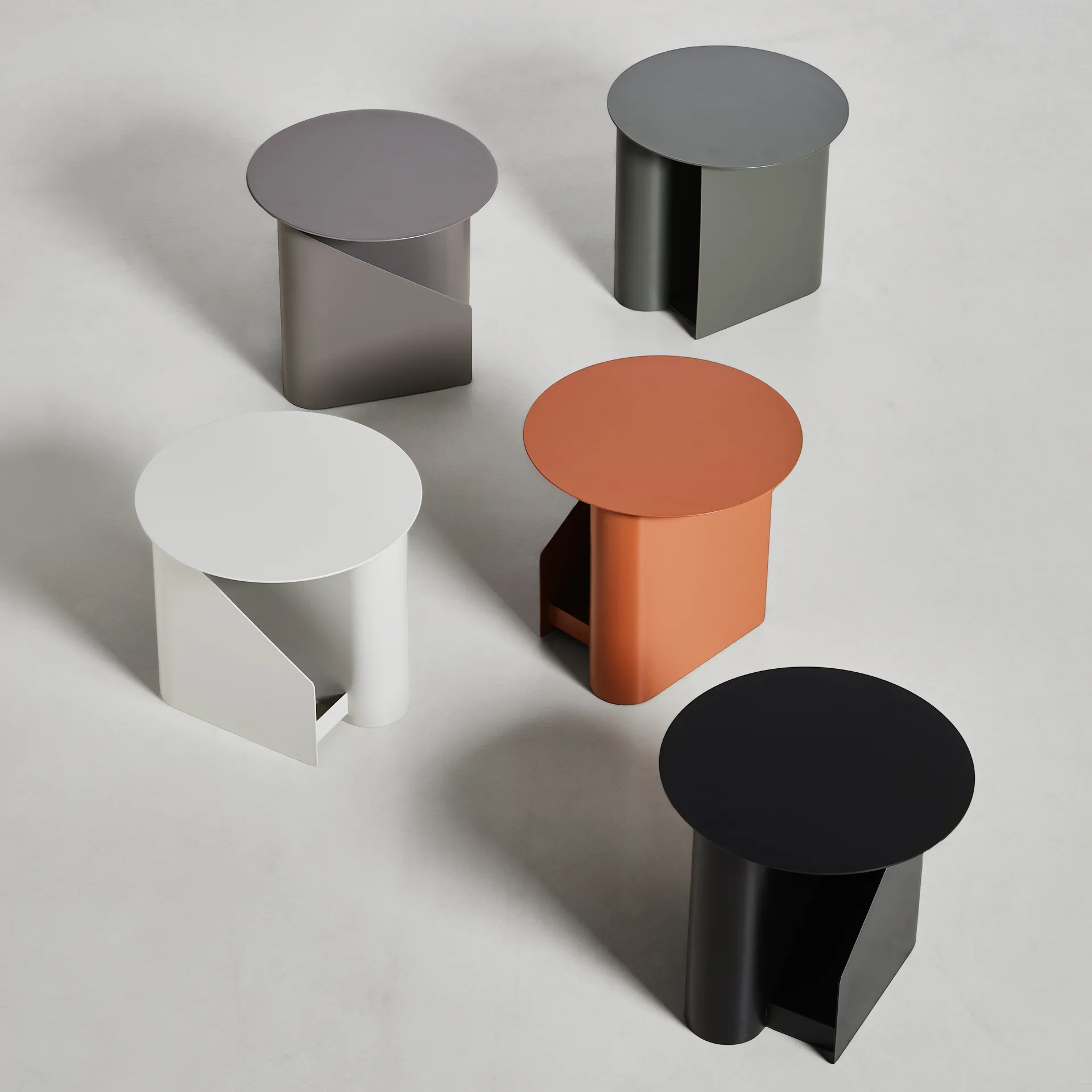 Sentrum side table, Burnt orange Woud