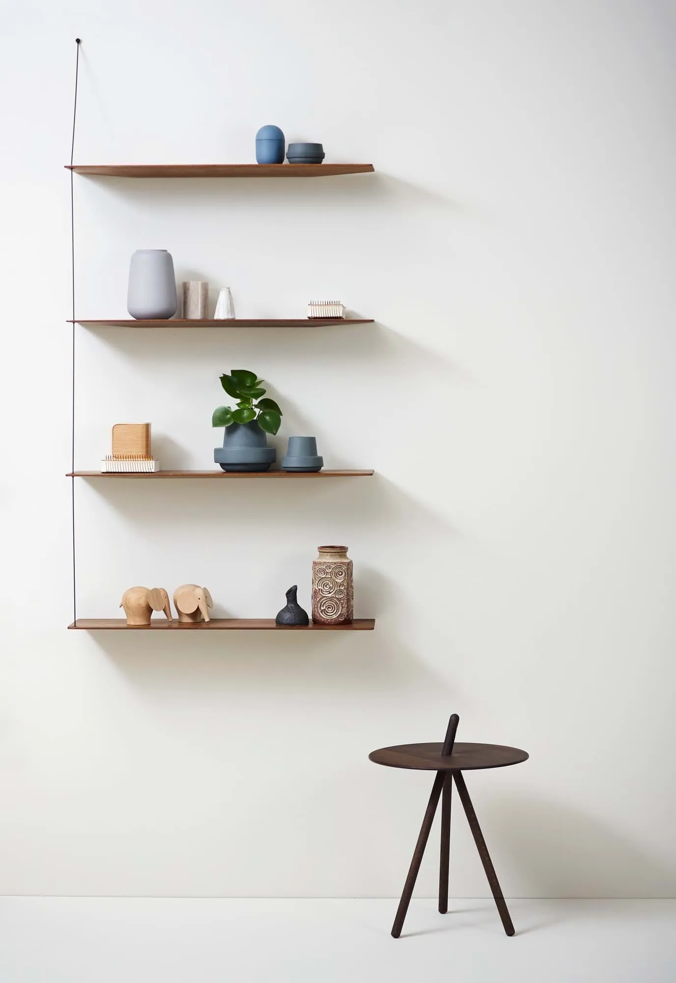 Stedge Add-on shelf, Smoked oak-brass Woud