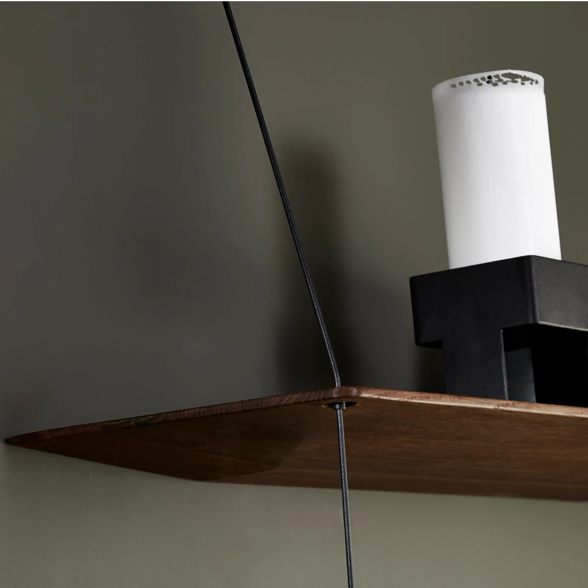 Stedge wall shelf 80 cm, Smoked oak Woud