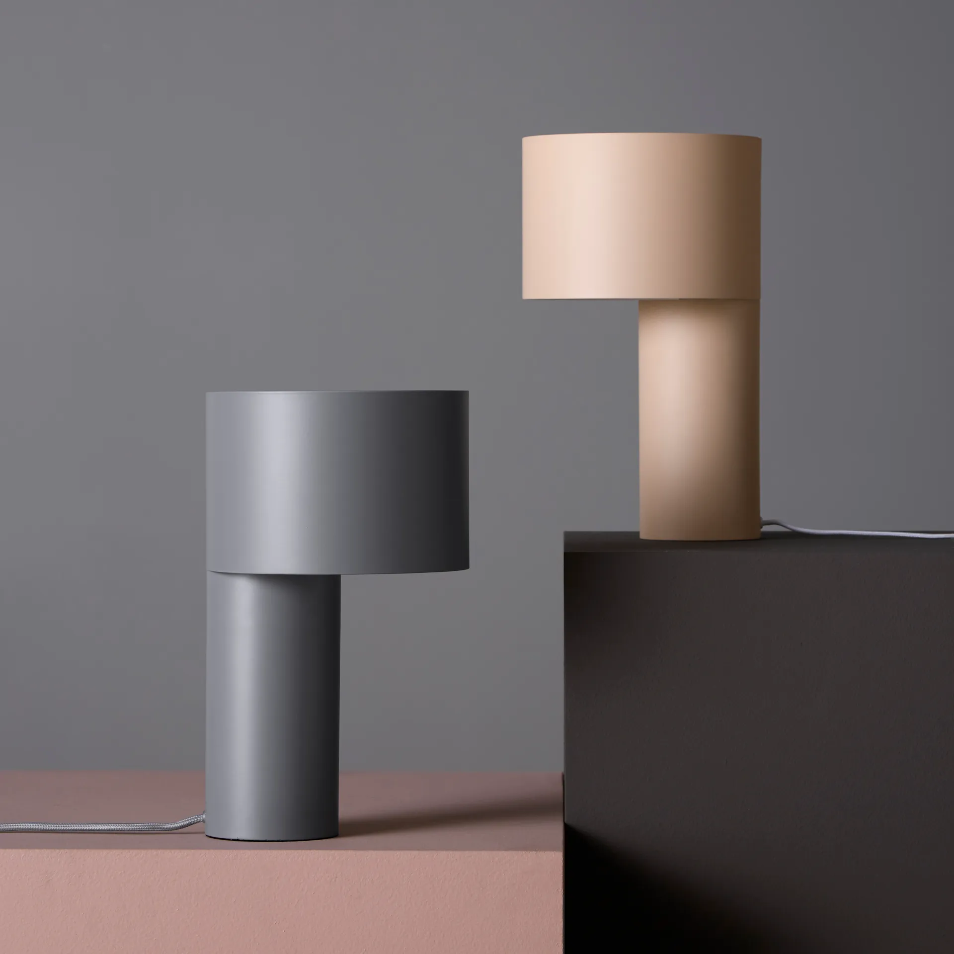 Tangent table lamp, grey Woud