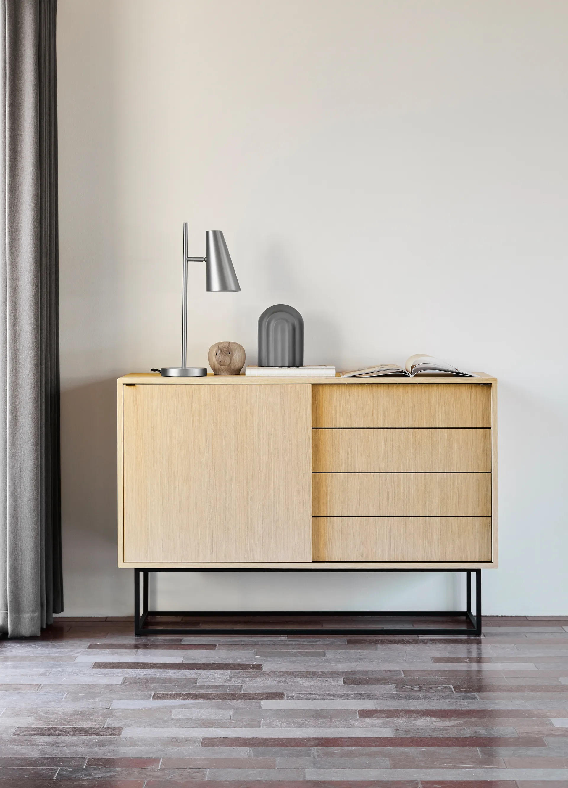 Virka side table, high 120 cm, Oak Woud