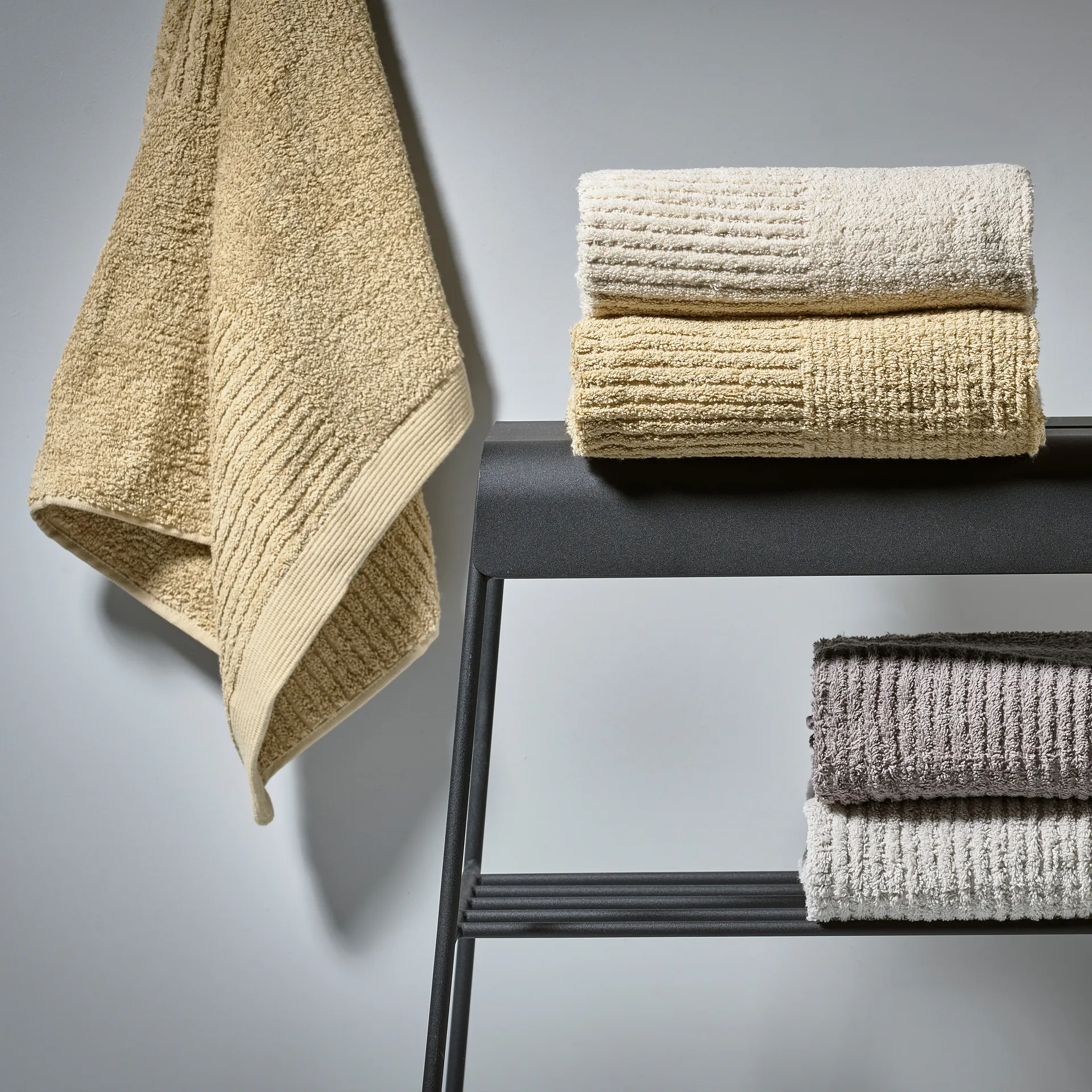 Classic bath towel 70x140 cm, warm sand Zone Denmark