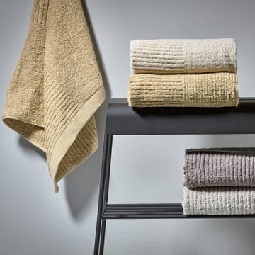 Classic bath towel 70x140 cm - wheat - Zone Denmark