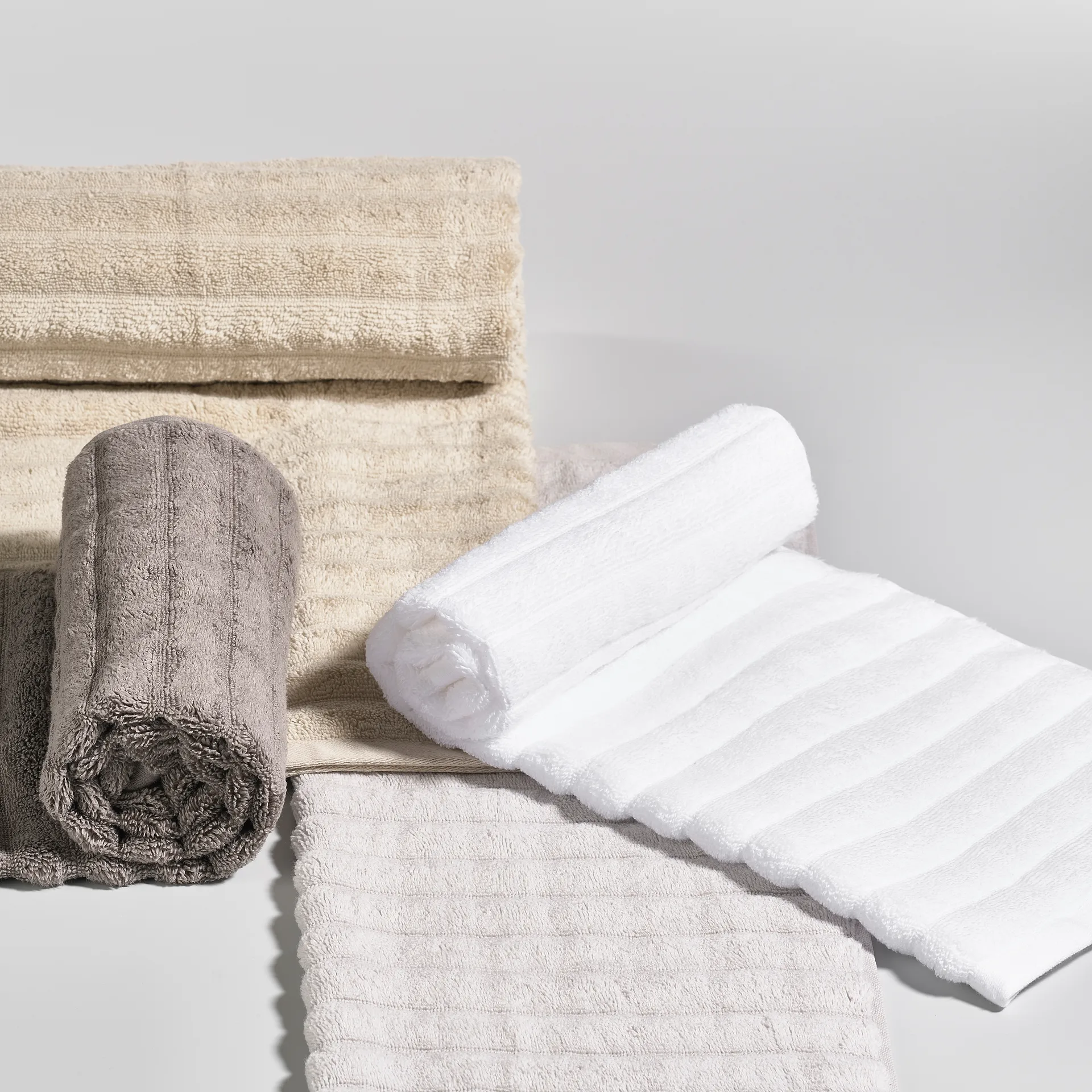 INU towel 50x70 cm, soft grey Zone Denmark