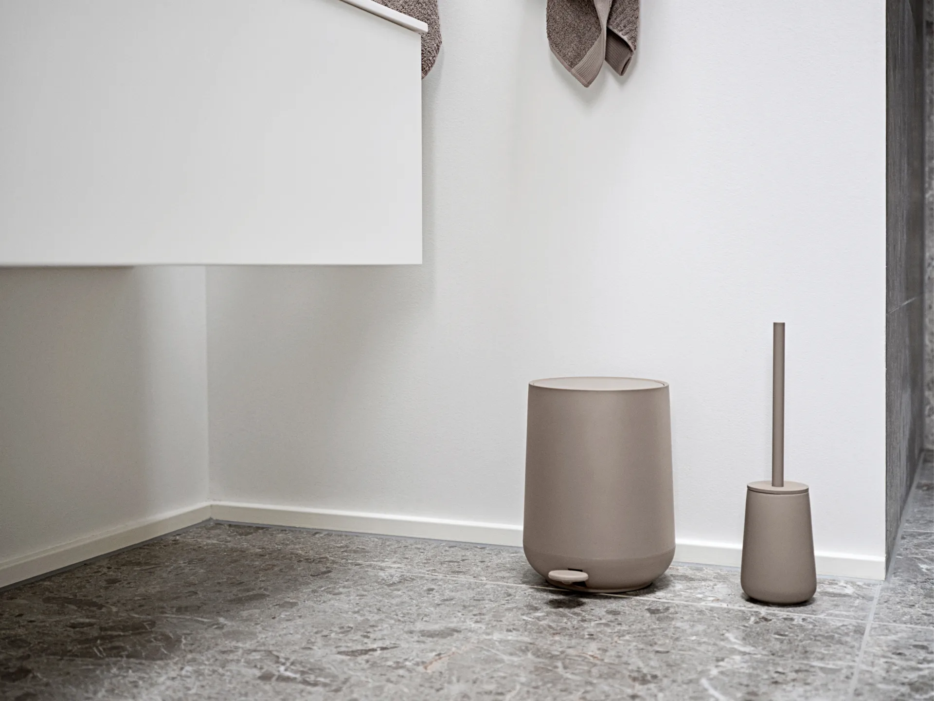 Nova One toilet brush, Taupe Zone Denmark