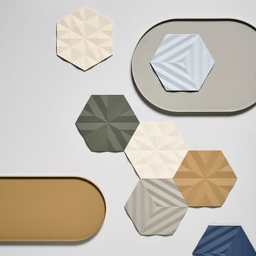 Ori Fold trivet 14x16 cm - mud - Zone Denmark