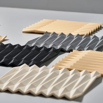 Origami Yato trivet - Mustard - Zone Denmark