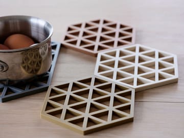 Triangle trivet - Light Terracotta - Zone Denmark