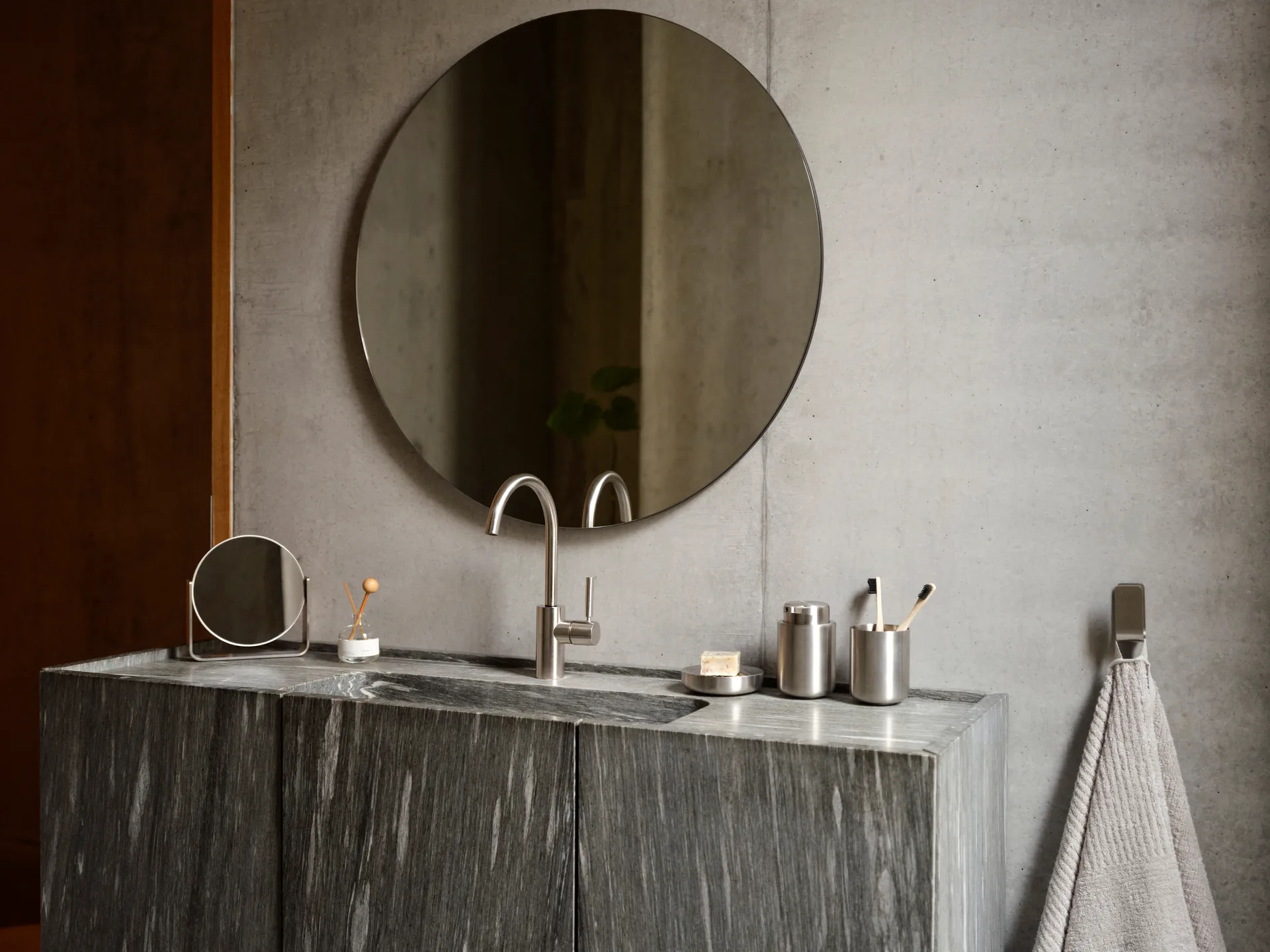 Ume soap dish, Steel Zone Denmark