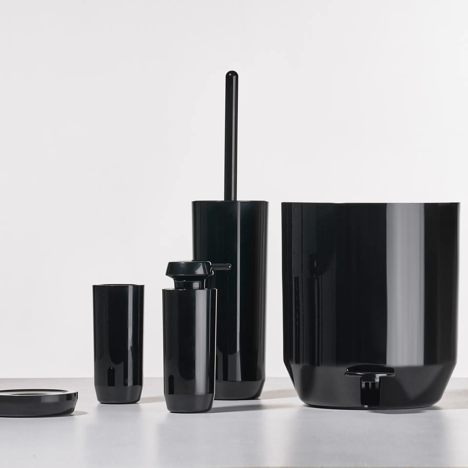 Zone Suii pedal bin, black Zone Denmark