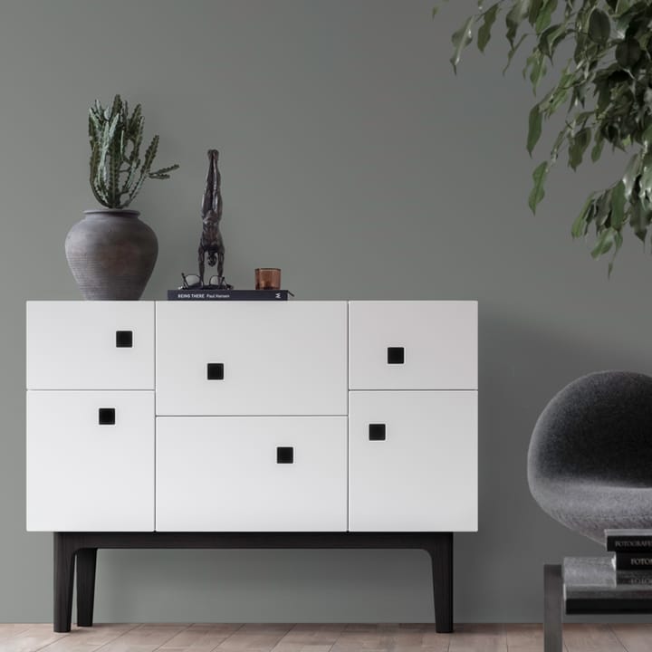 Peep C2 cabinet - White. black lacquered - Zweed